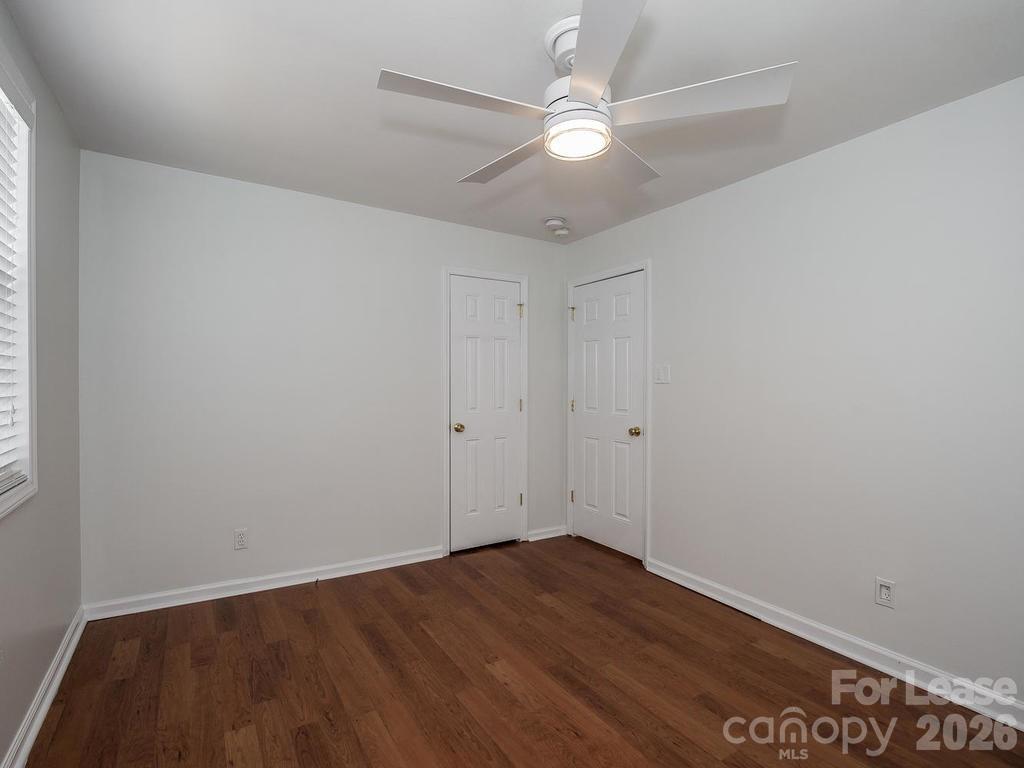 5111 Valley Stream Road Charlotte, NC 28209 - Photo 12 of 18