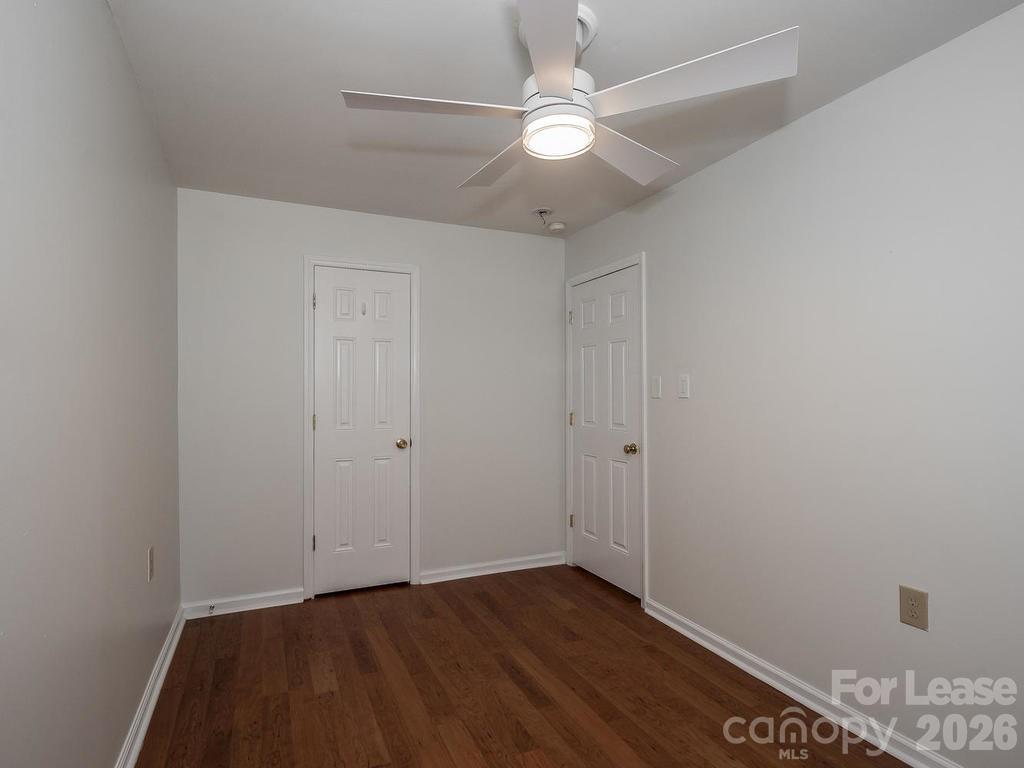 5111 Valley Stream Road Charlotte, NC 28209 - Photo 14 of 18