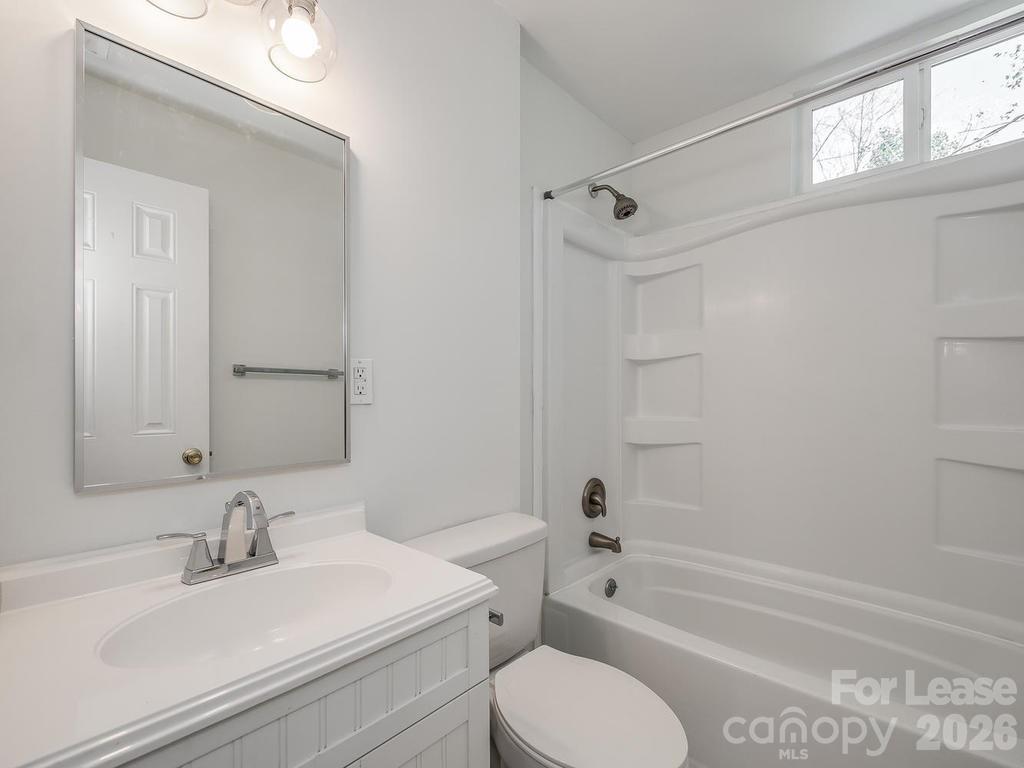 5111 Valley Stream Road Charlotte, NC 28209 - Photo 15 of 18