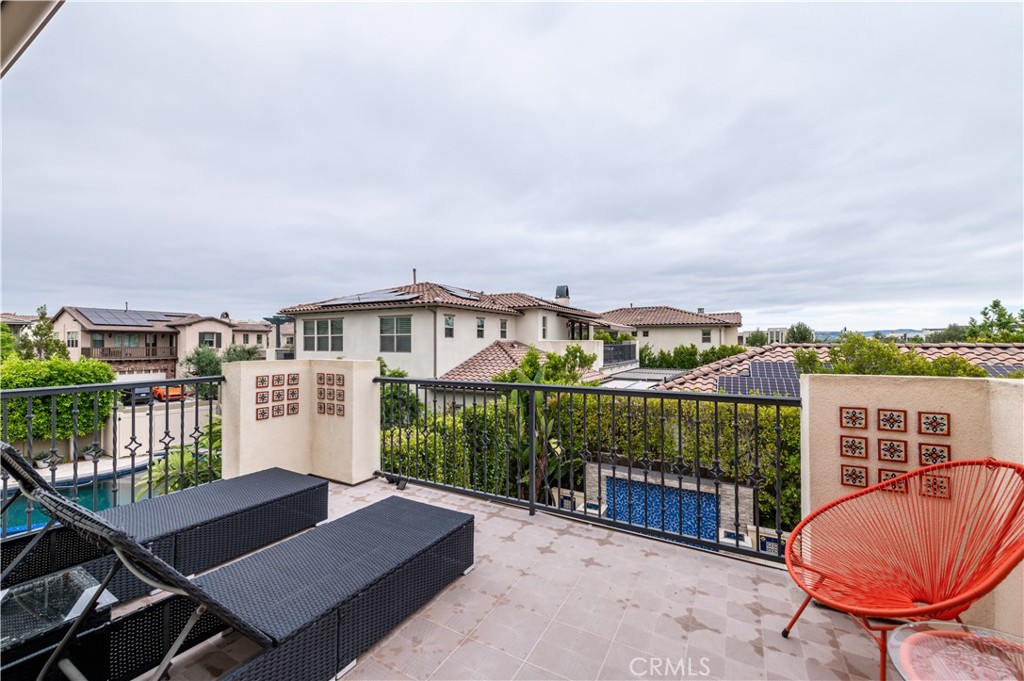126 Nickel Irvine, CA 92618 - Photo 56 of 59 a view of a chairs and table on the terrace