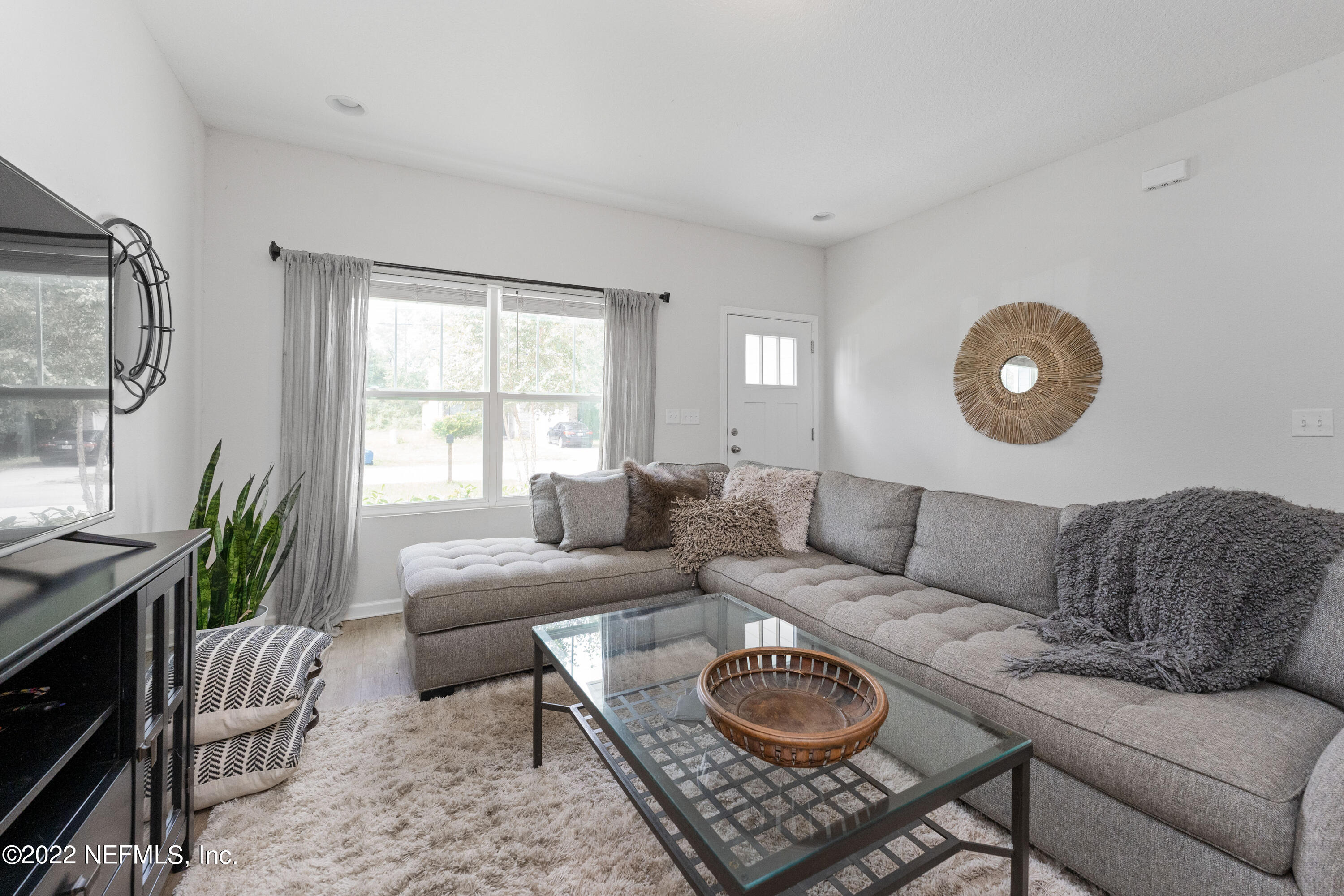 2061 Alley Road Jacksonville, FL 32233 - Photo 2 of 26 Great Room