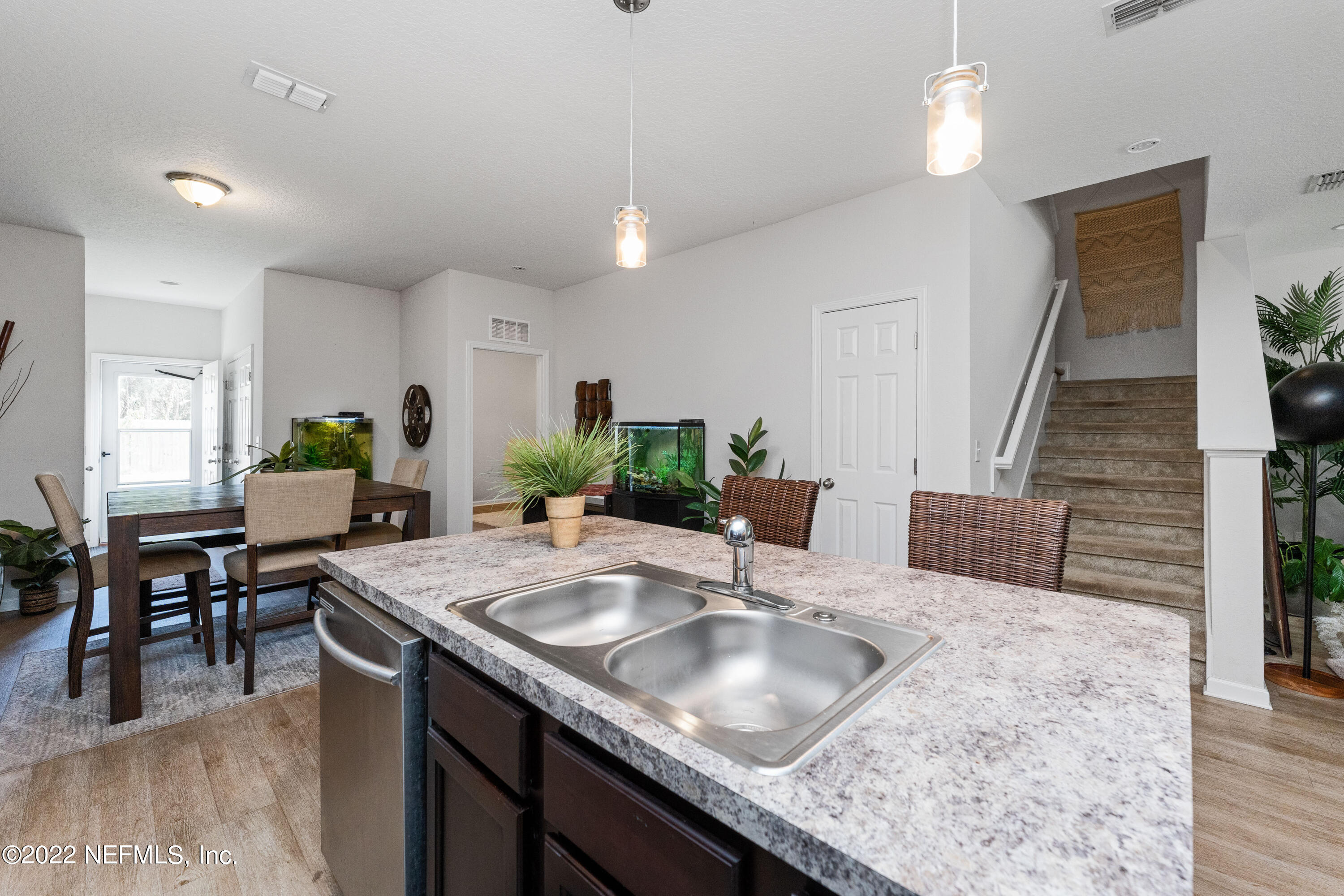 2061 Alley Road Jacksonville, FL 32233 - Photo 6 of 26 Center Island