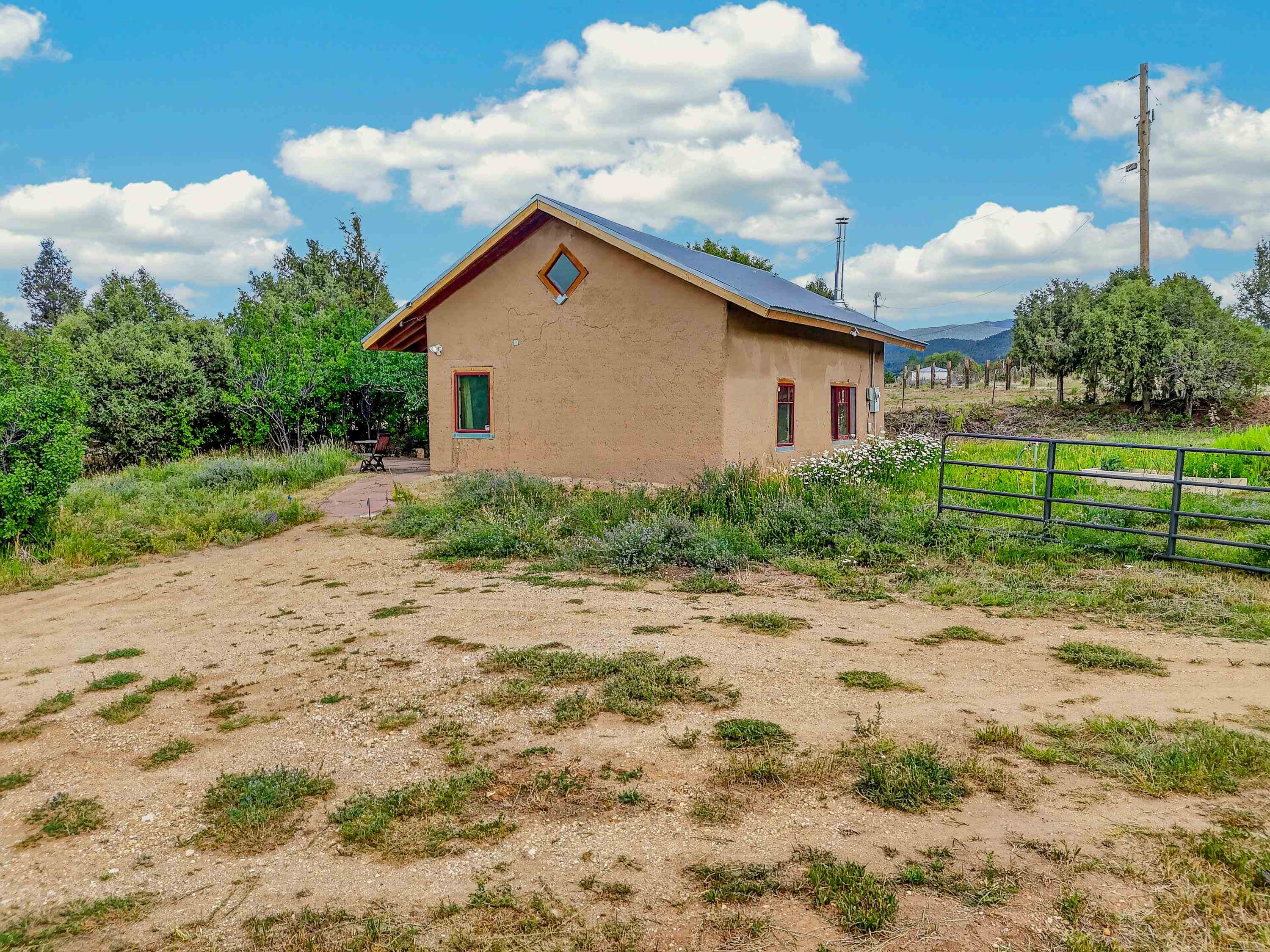 120 Pacheco Road Llano, NM 87543 - Photo 20 of 31 Gallery Image 20