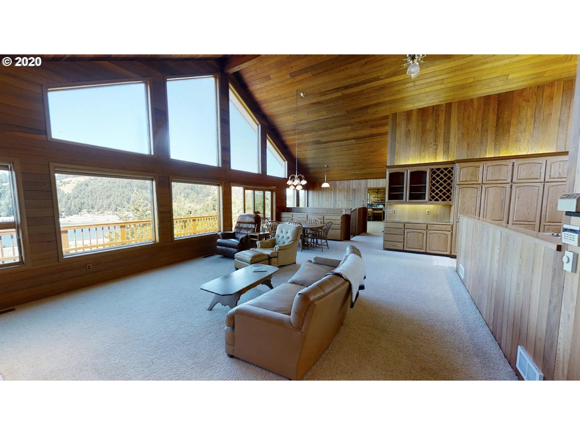 94390 Tom Cat Hill Road Gold Beach, OR 97444 - Photo 2 of 22 Gallery Image 2
