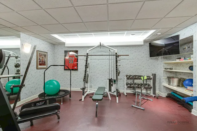 $3,295,000 | 1371 Lakewood Drive, Lake Forest, IL 60045