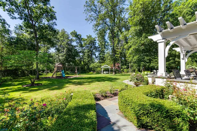 $3,295,000 | 1371 Lakewood Drive, Lake Forest, IL 60045