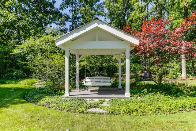 $3,295,000 | 1371 Lakewood Drive, Lake Forest, IL 60045