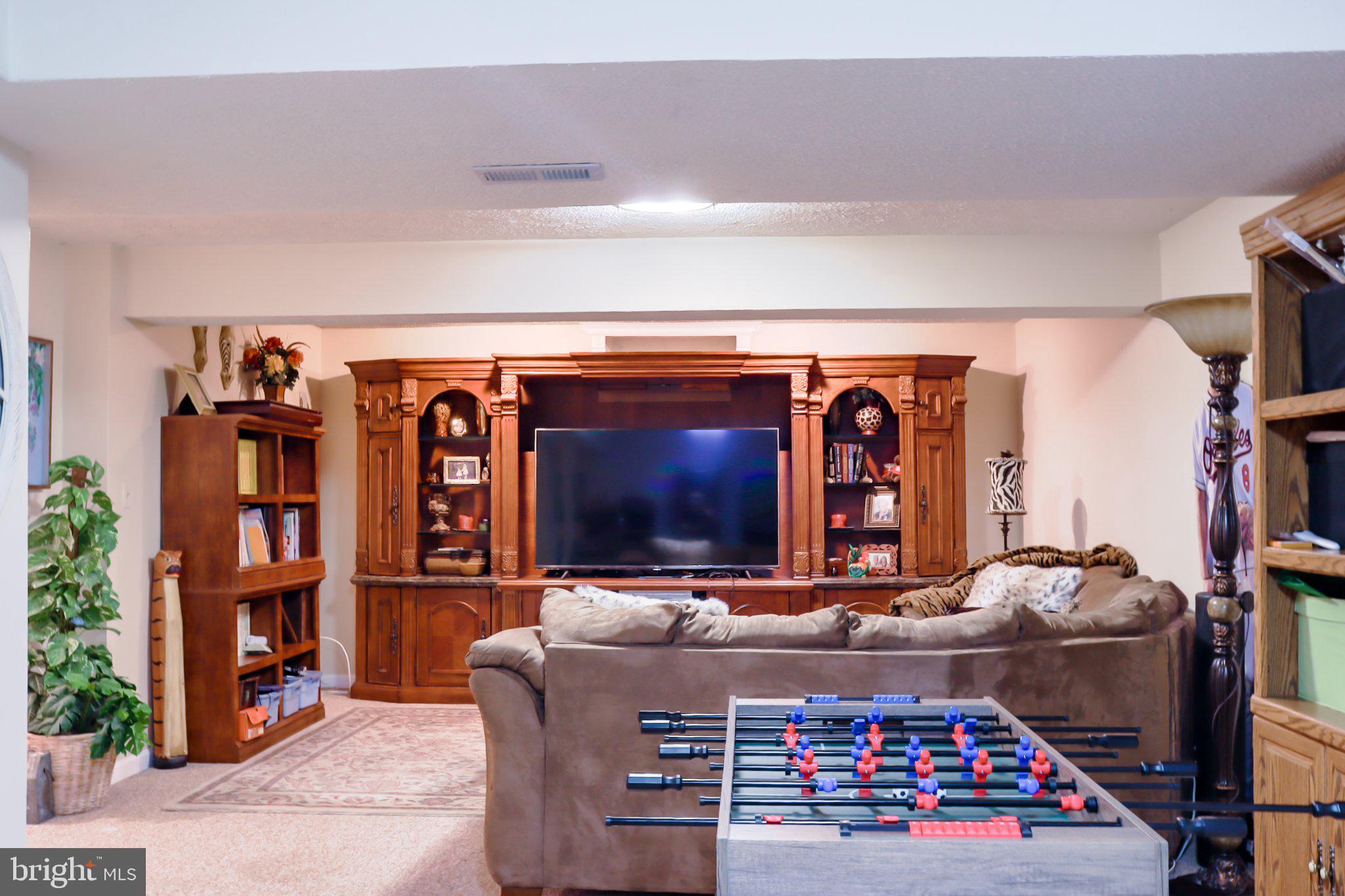3254 Breckenridge Way Riva, MD 21140 - Photo 35 of 65 Cozy entertainment space for gatherings.