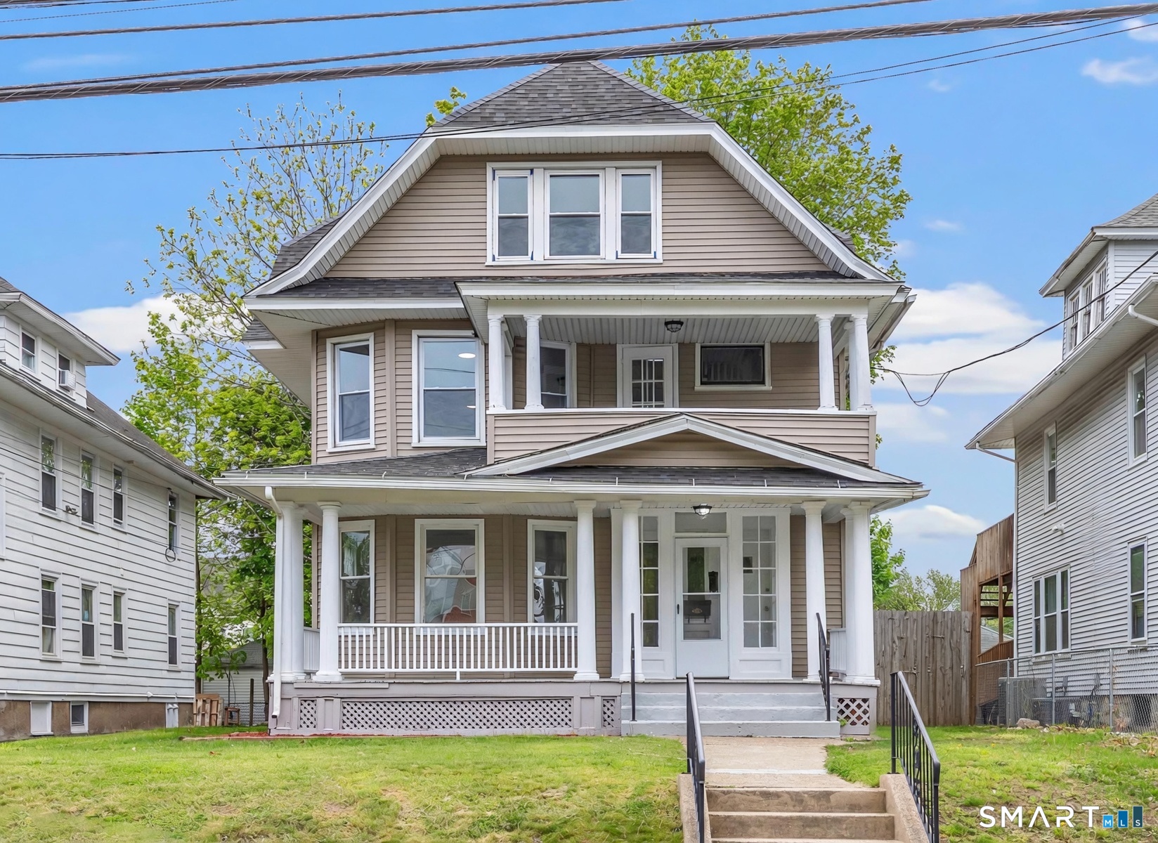 3193 Main Street Bridgeport, CT 06606 - Photo 35 of 39 Front Exterior