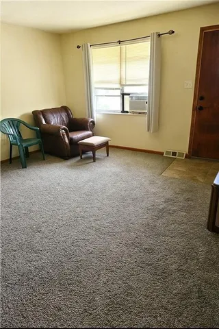 $210,000 | 524 East Walnut Street, Independence, MO 64050