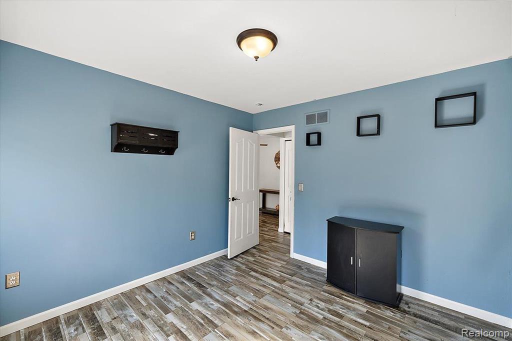 4351 Cordley Lake Road Pinckney, MI 48169 - Photo 20 of 41 Gallery Image 20