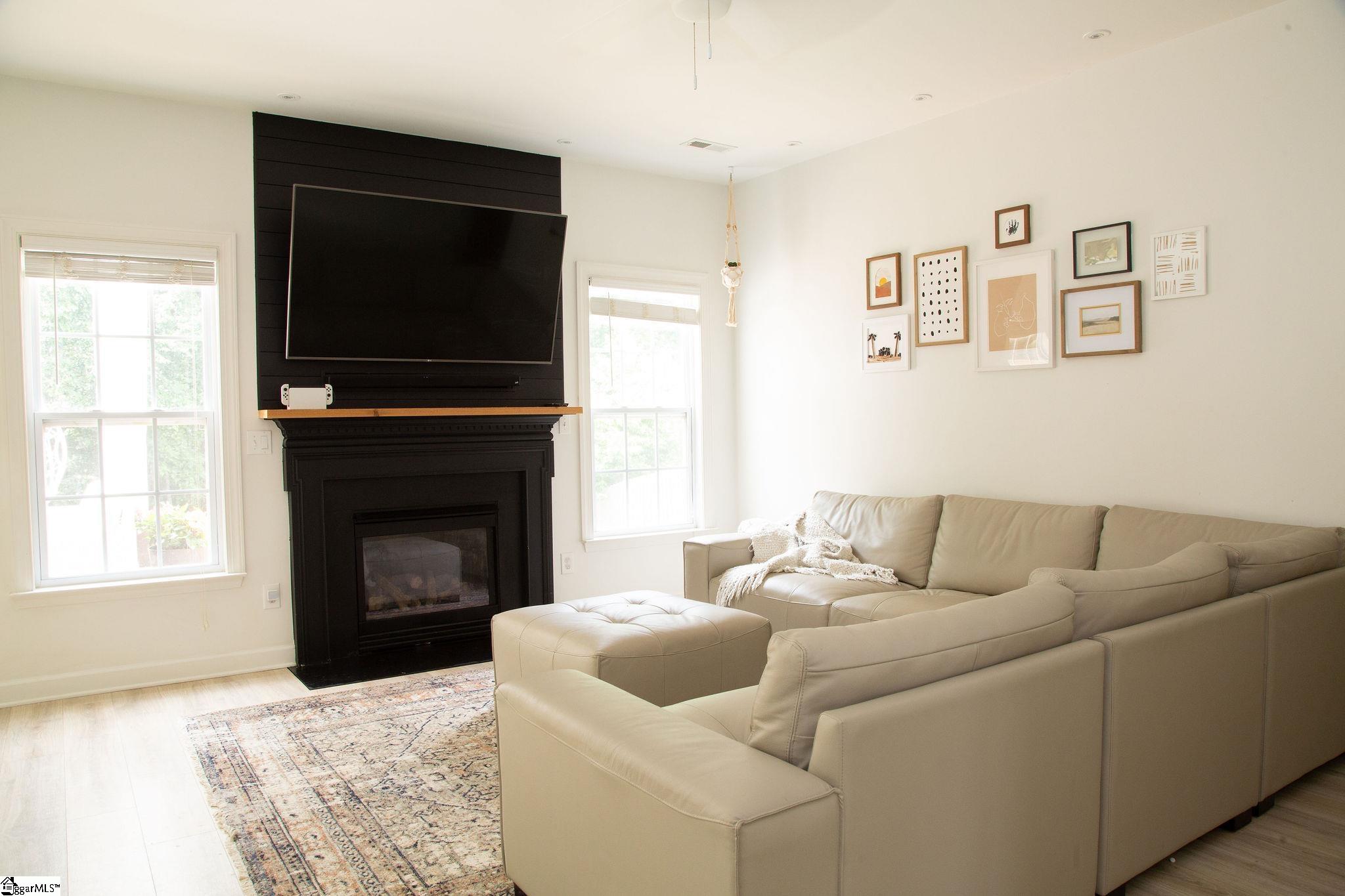 124 Garfield Lane Simpsonville, SC 29681 - Photo 15 of 35