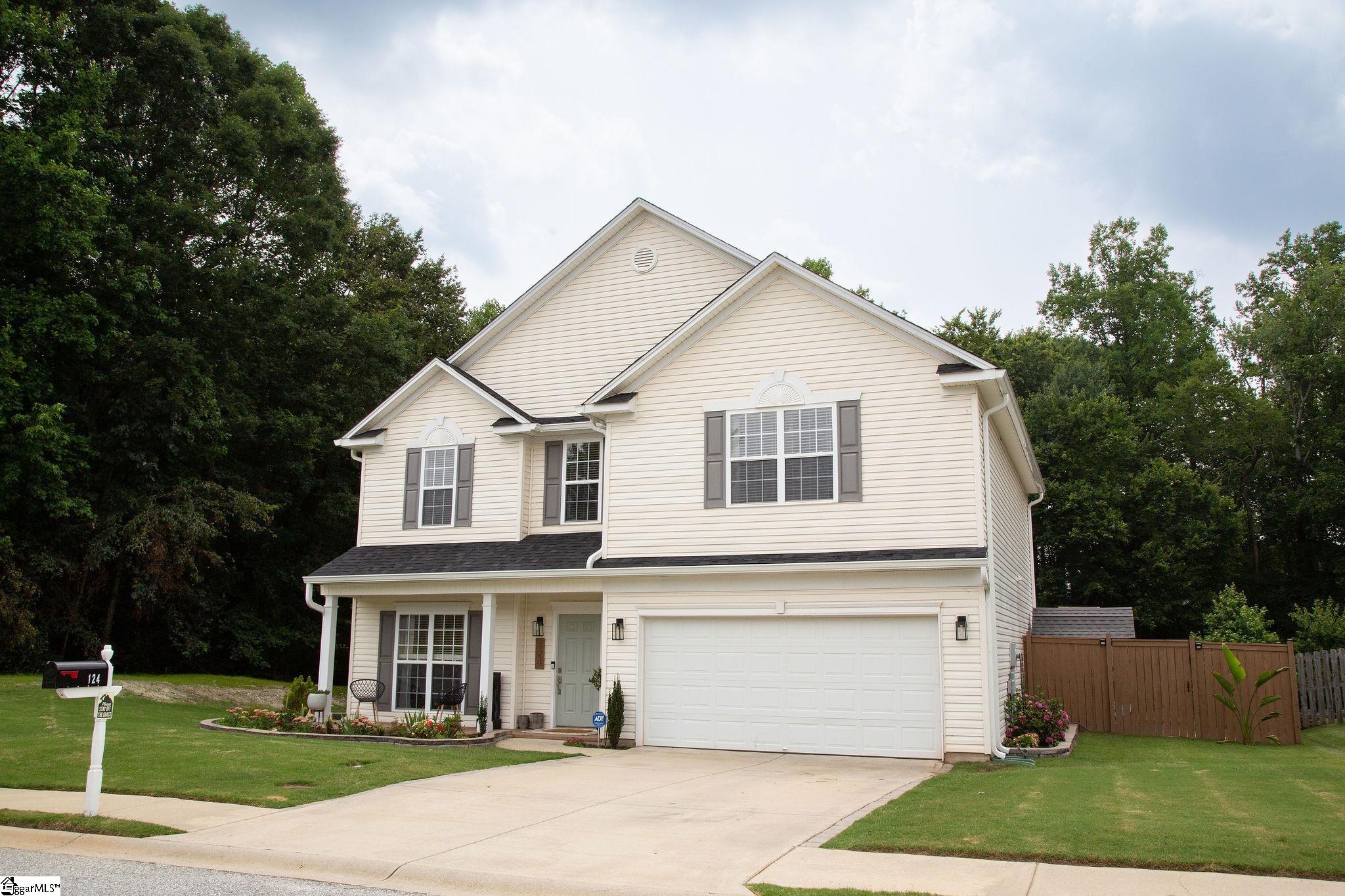 124 Garfield Lane Simpsonville, SC 29681 - Photo 2 of 35