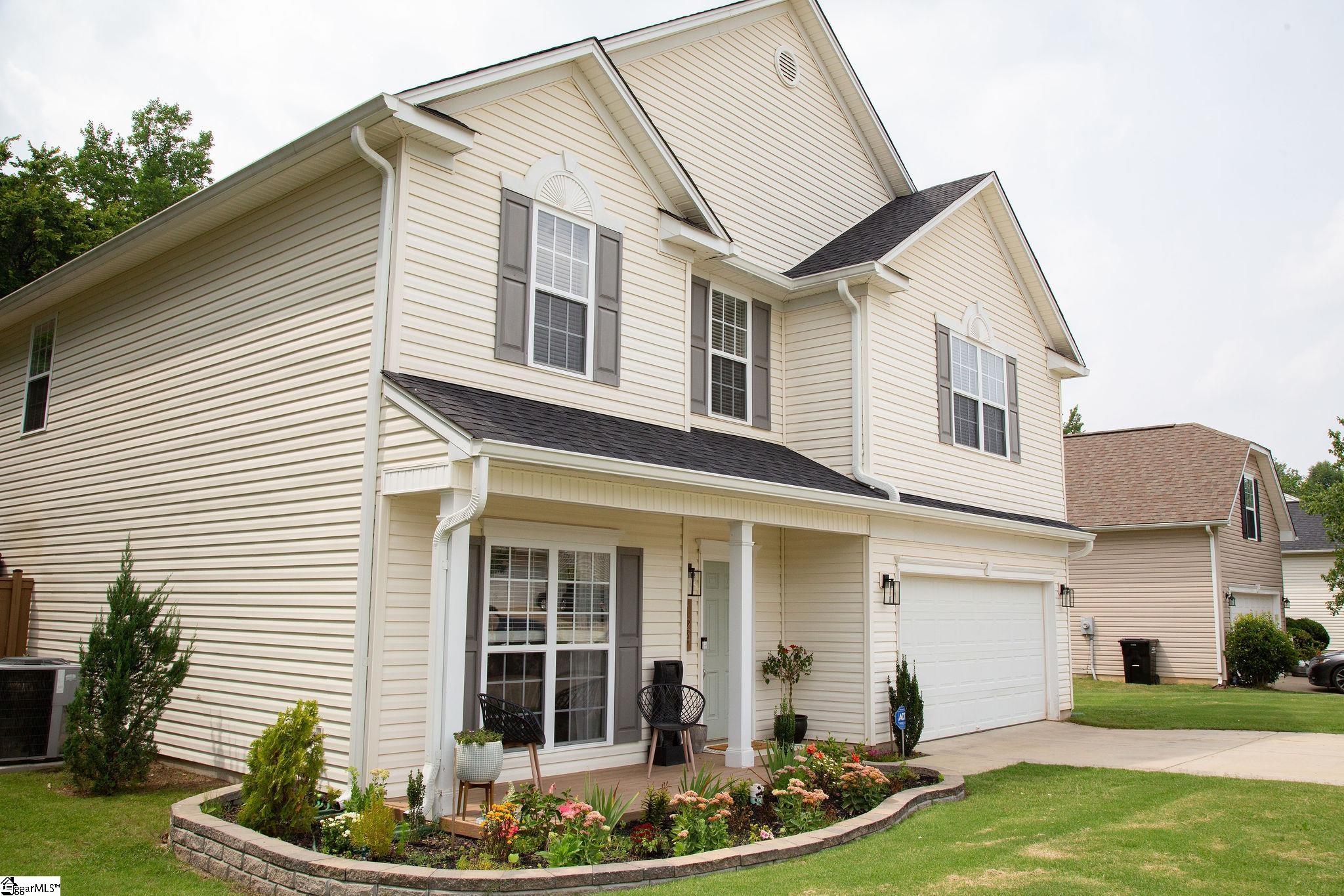 124 Garfield Lane Simpsonville, SC 29681 - Photo 3 of 35