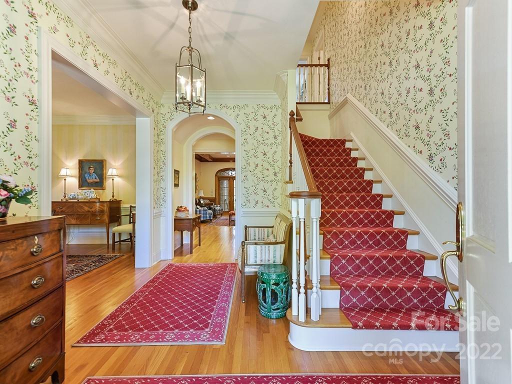 2236 Overhill Road Charlotte, NC 28211 - Photo 3 of 48