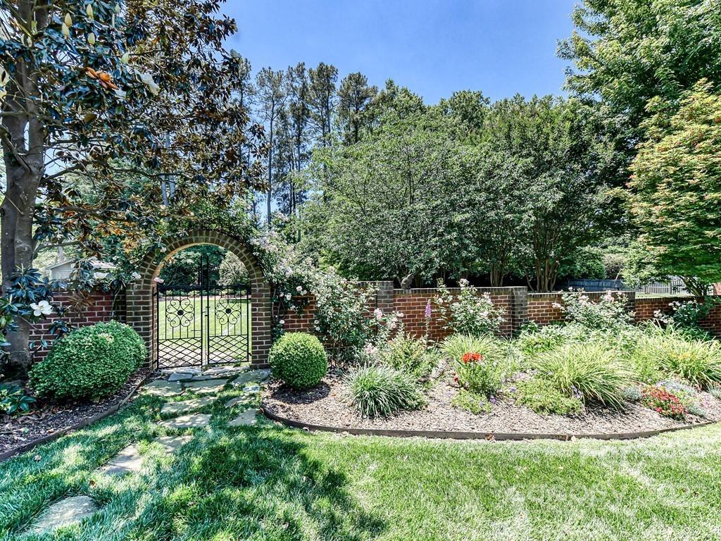 2236 Overhill Road Charlotte, NC 28211 - Photo 45 of 48 a view of a garden