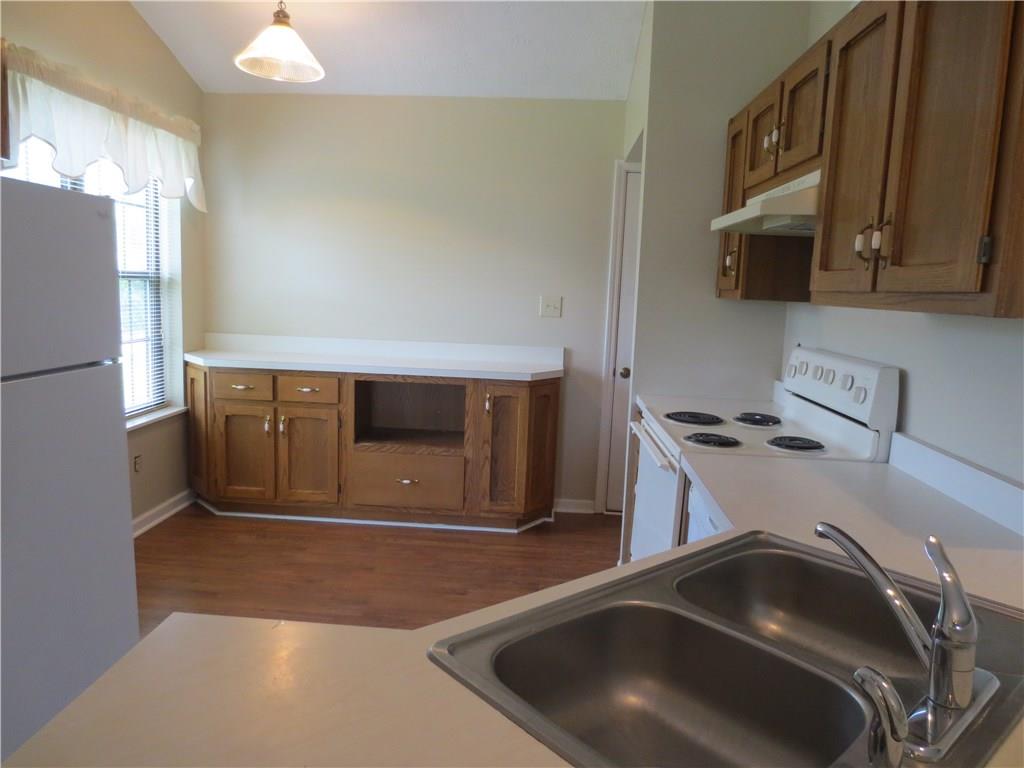 759 Sable Ridge Drive Greenwood, IN 46142 - Photo 5 of 17 Gallery Image 5