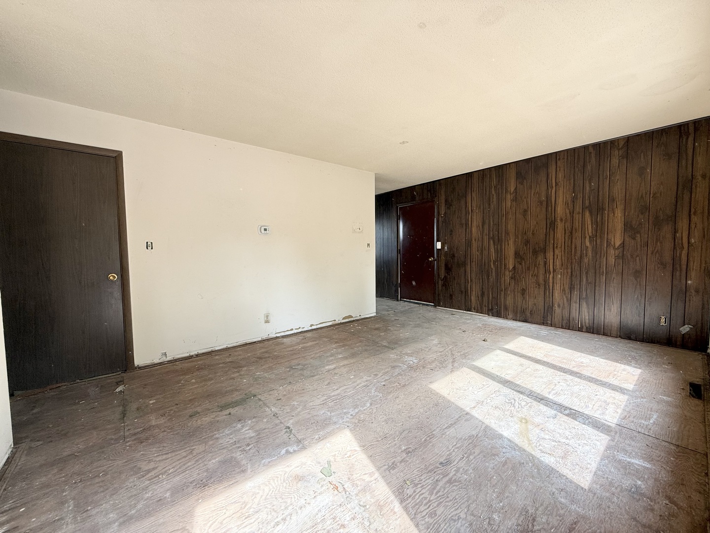 1602 Kings Way Champaign, IL 61821 - Photo 2 of 4 Gallery Image 2