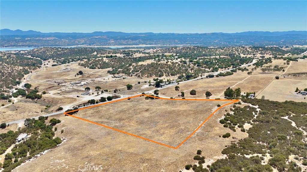 70260 Jolon Road Bradley, CA 93426 - Photo 2 of 22