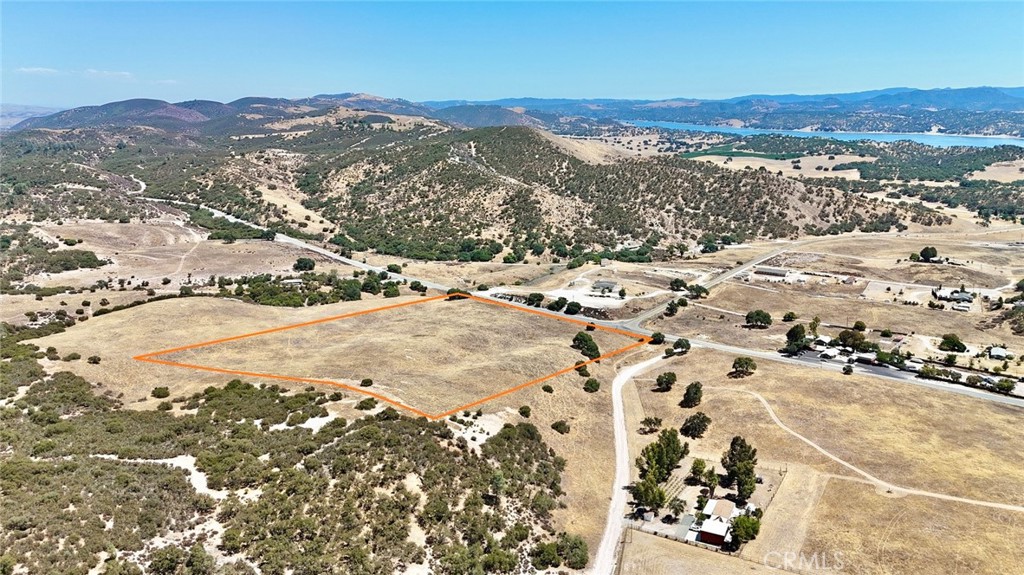 70260 Jolon Road Bradley, CA 93426 - Photo 4 of 22