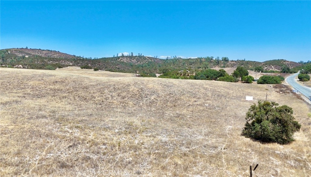 70260 Jolon Road Bradley, CA 93426 - Photo 8 of 22