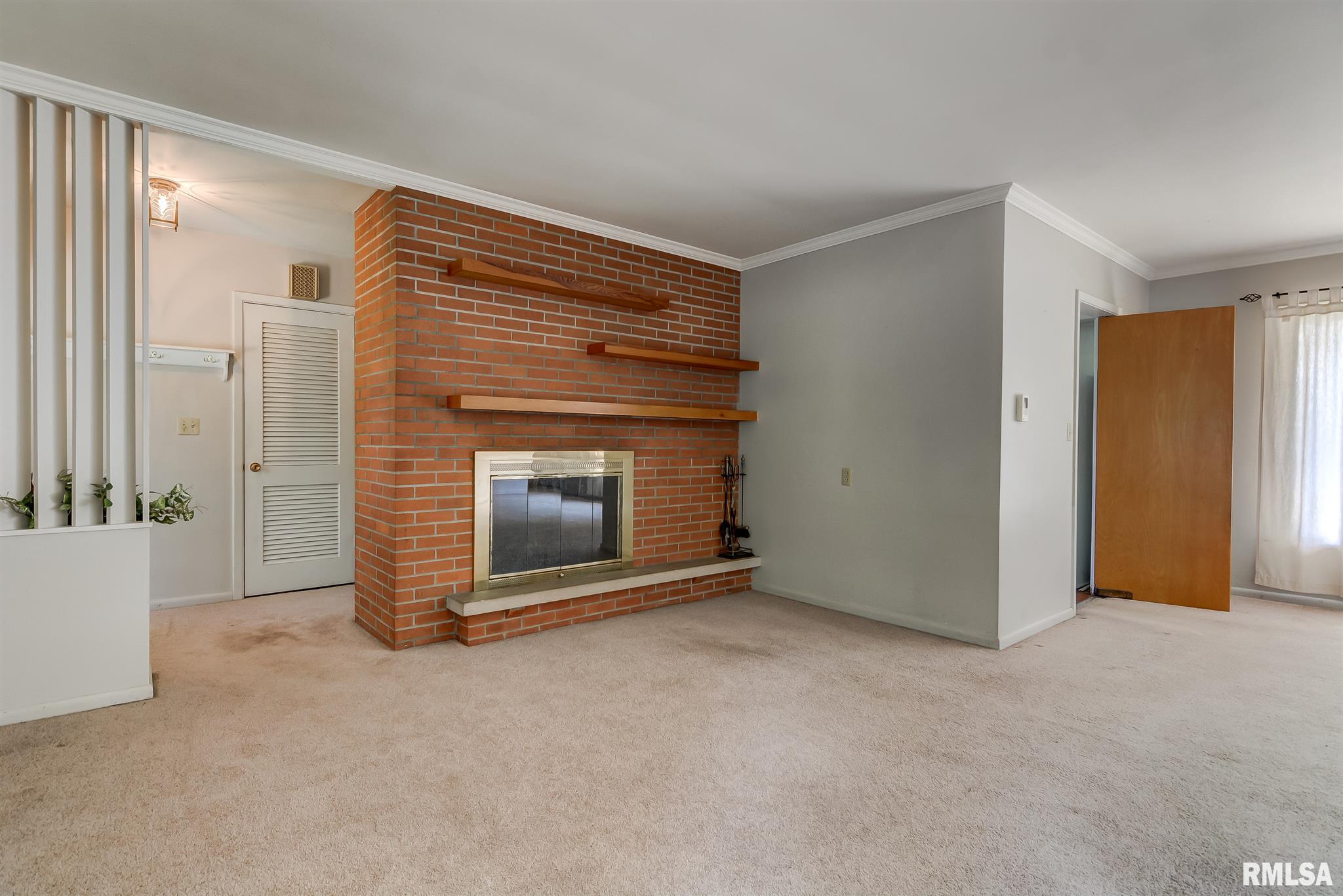 188 Maple Grove Lane Springfield, IL 62712 - Photo 13 of 46