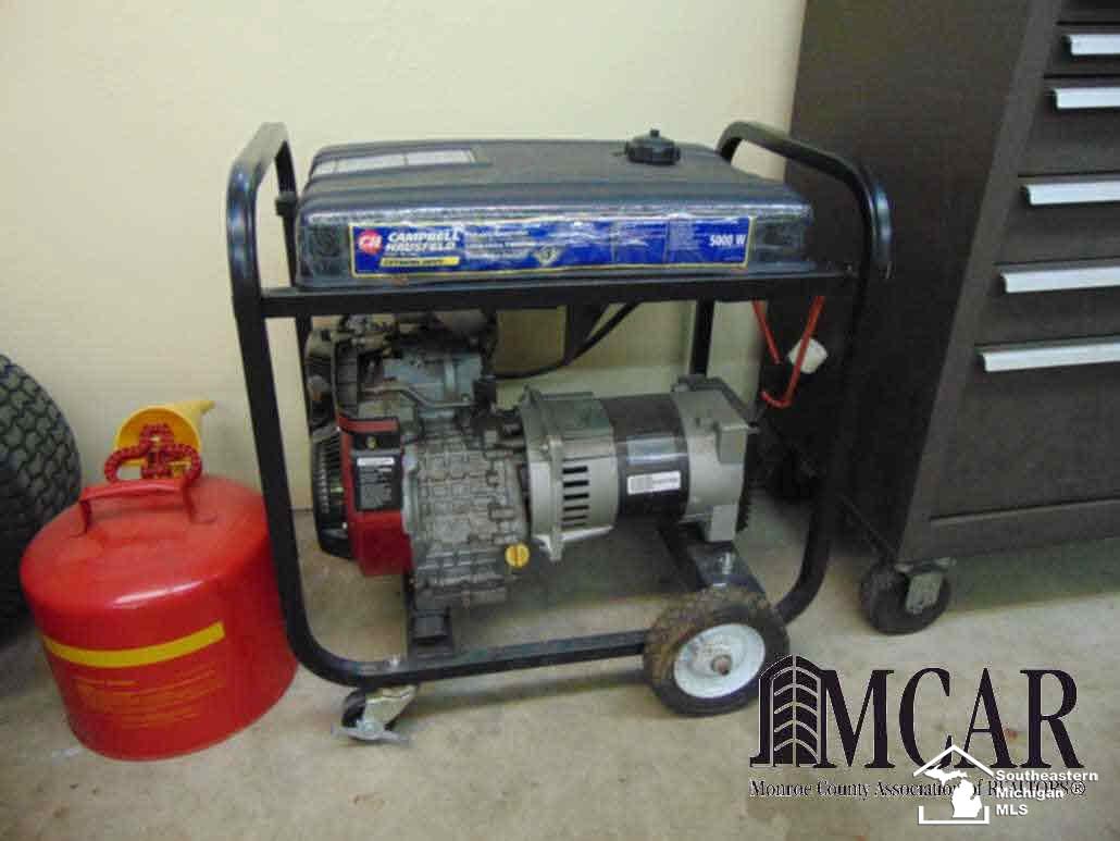 7604 Apache Trail Temperance, MI 48182 - Photo 25 of 32 Generator Included
