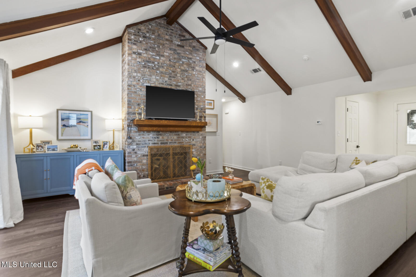 6076 Grants Ferry Road Brandon, MS 39047 - Photo 6 of 33 6076 Grants Ferry int-1