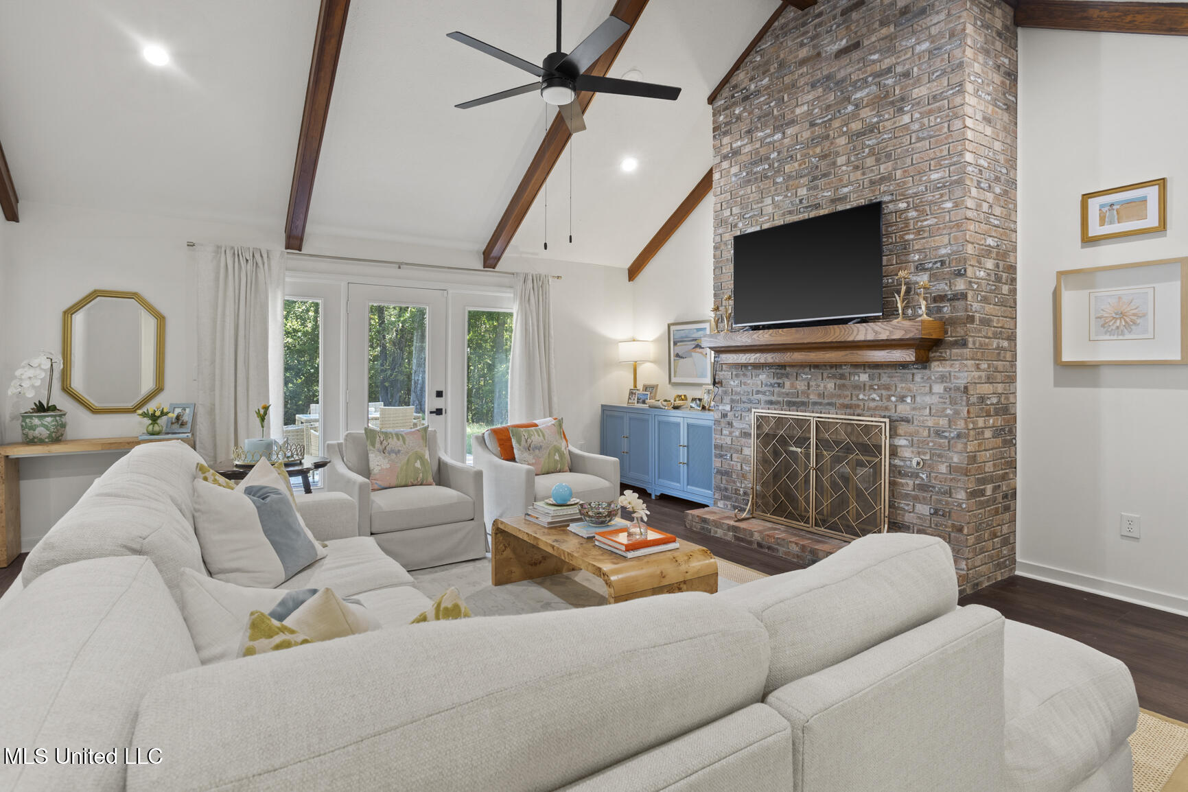 6076 Grants Ferry Road Brandon, MS 39047 - Photo 8 of 33 6076 Grants Ferry int-2