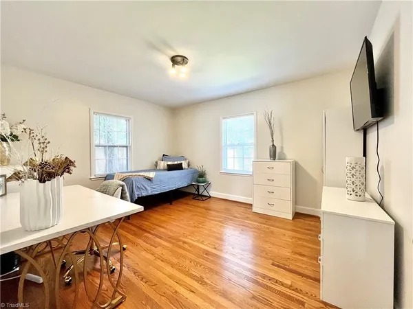 $1,800 | 1132 West Northwood Street, Greensboro, NC 27408