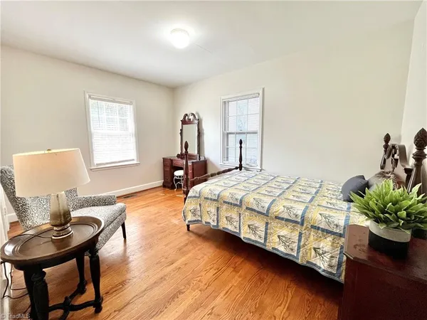 $1,800 | 1132 West Northwood Street, Greensboro, NC 27408