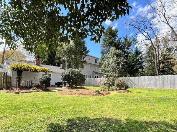 $1,800 | 1132 West Northwood Street, Greensboro, NC 27408