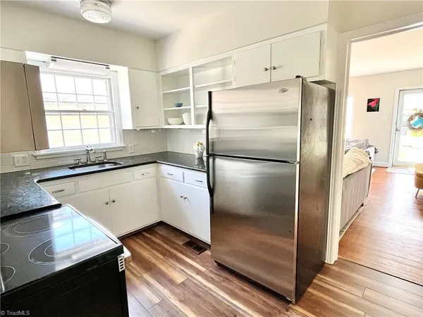 $1,800 | 1132 West Northwood Street, Greensboro, NC 27408