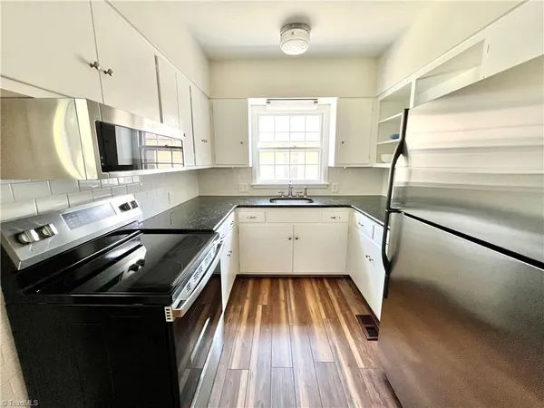 $1,800 | 1132 West Northwood Street, Greensboro, NC 27408