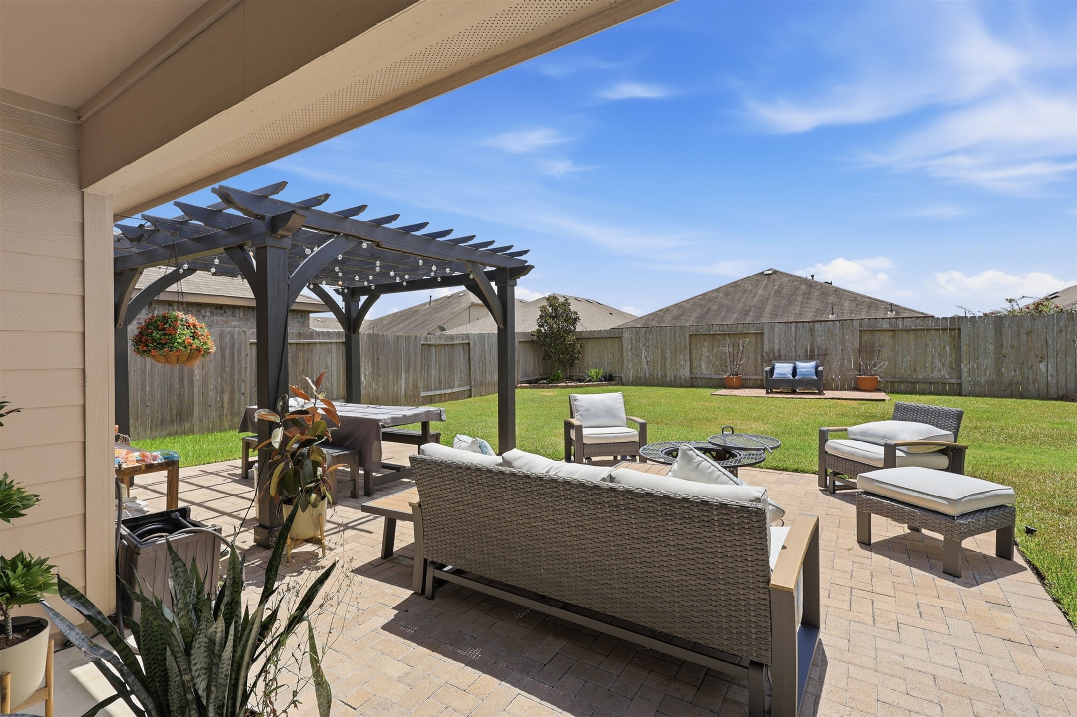 710 Desert Pea Lane Rosharon, TX 77583 - Photo 19 of 20 Gallery Image 19