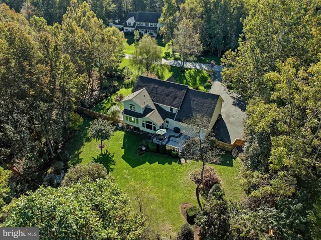 $825,000 | 7818 Lake Shore Drive, Owings, MD 20736