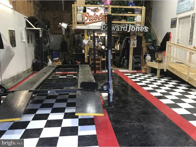 $825,000 | 7818 Lake Shore Drive, Owings, MD 20736