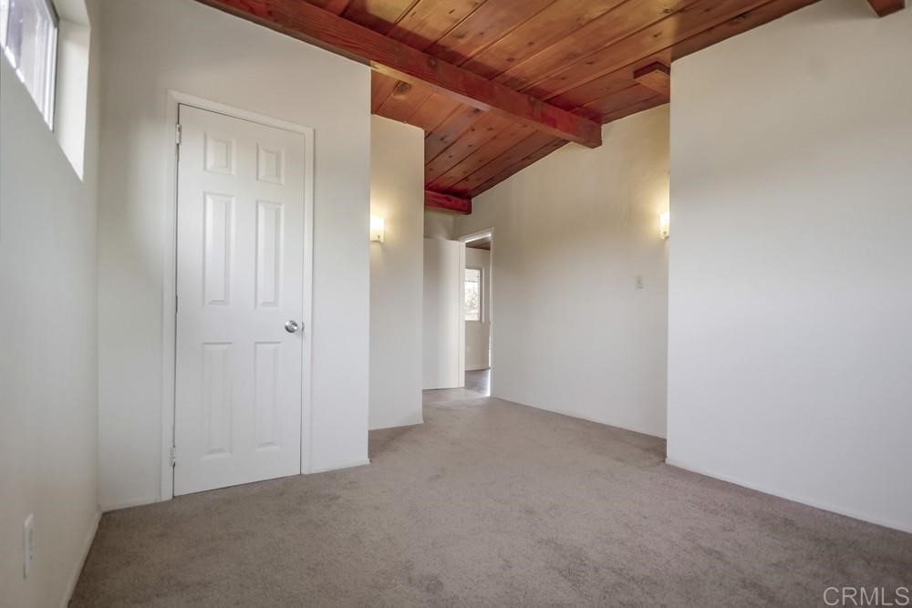 9913 Lindo Lane Lakeside, CA 92040 - Photo 40 of 53 a view of hallway