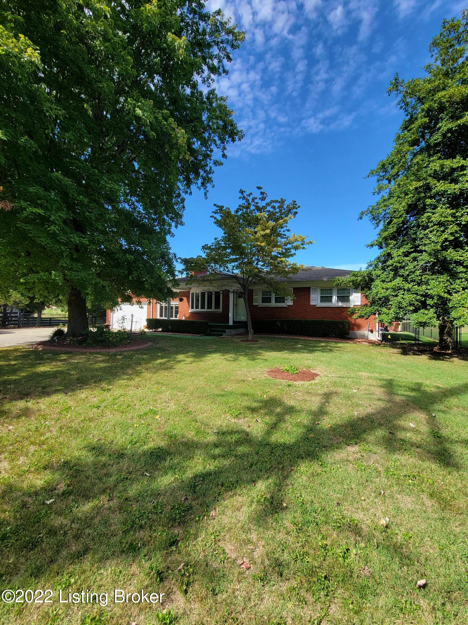 9722 3rd Street Road Louisville, KY 40272 - Photo 7 of 46 20220922_150214