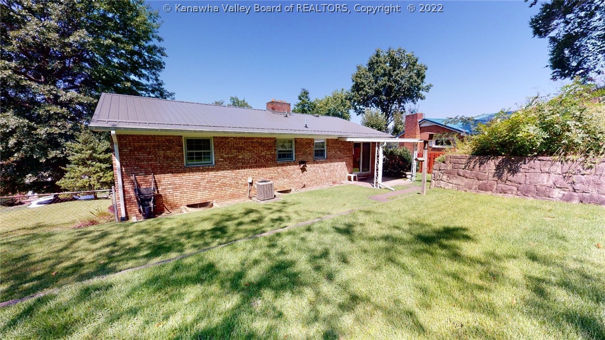 1122 Emerald Road Charleston, WV 25314 - Photo 4 of 24 Gallery Image 4