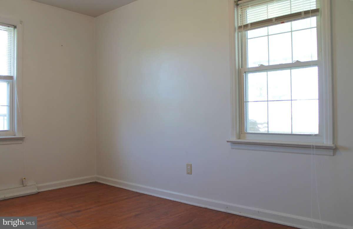 818 Medway Road Hagerstown, MD 21740 - Photo 20 of 30 Bedroom 3