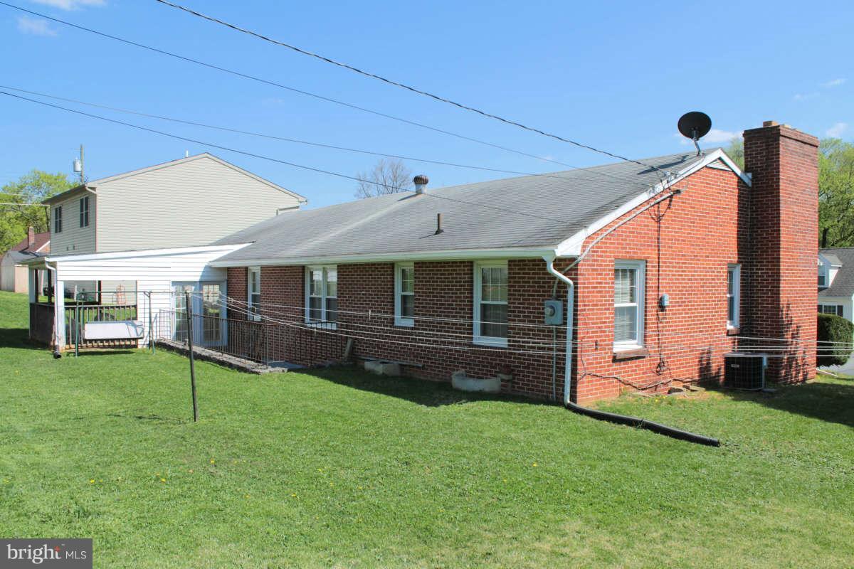 818 Medway Road Hagerstown, MD 21740 - Photo 9 of 30 Rear Yard