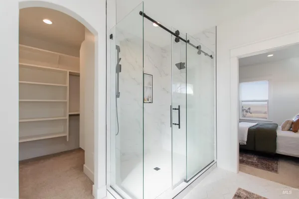 $950,000 | 23274 Stonewater Lane, Greenleaf, ID 83626