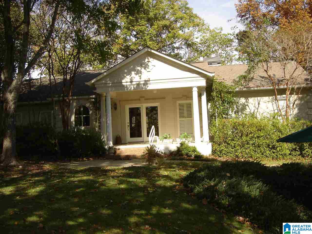 4412 Hillsedge Road Birmingham, AL 35210 - Photo 1 of 25