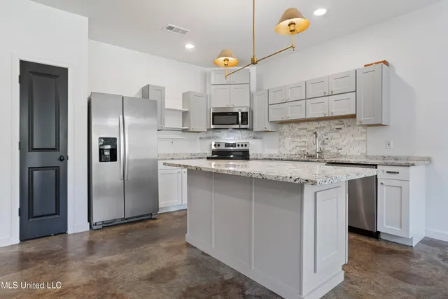 $399,900 | 19085 East Highland Drive, Saucier, MS 39574