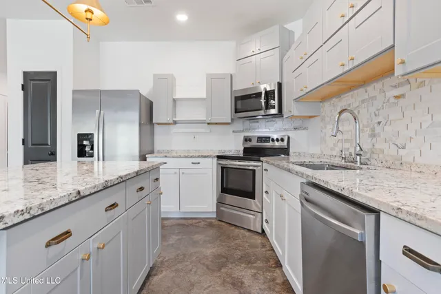 $399,900 | 19085 East Highland Drive, Saucier, MS 39574