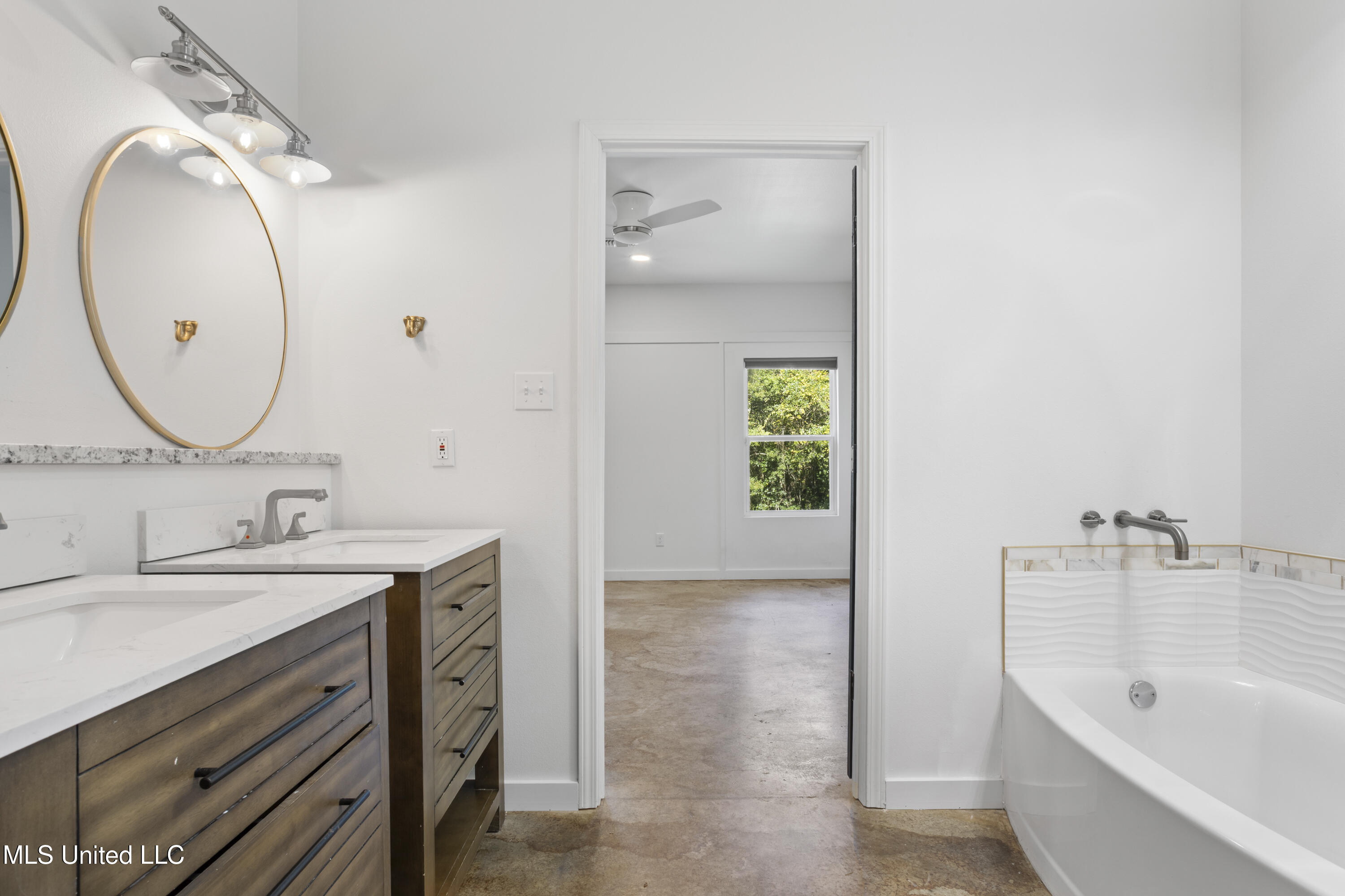 19085 East Highland Drive Saucier, MS 39574 - Photo 25 of 45 0023