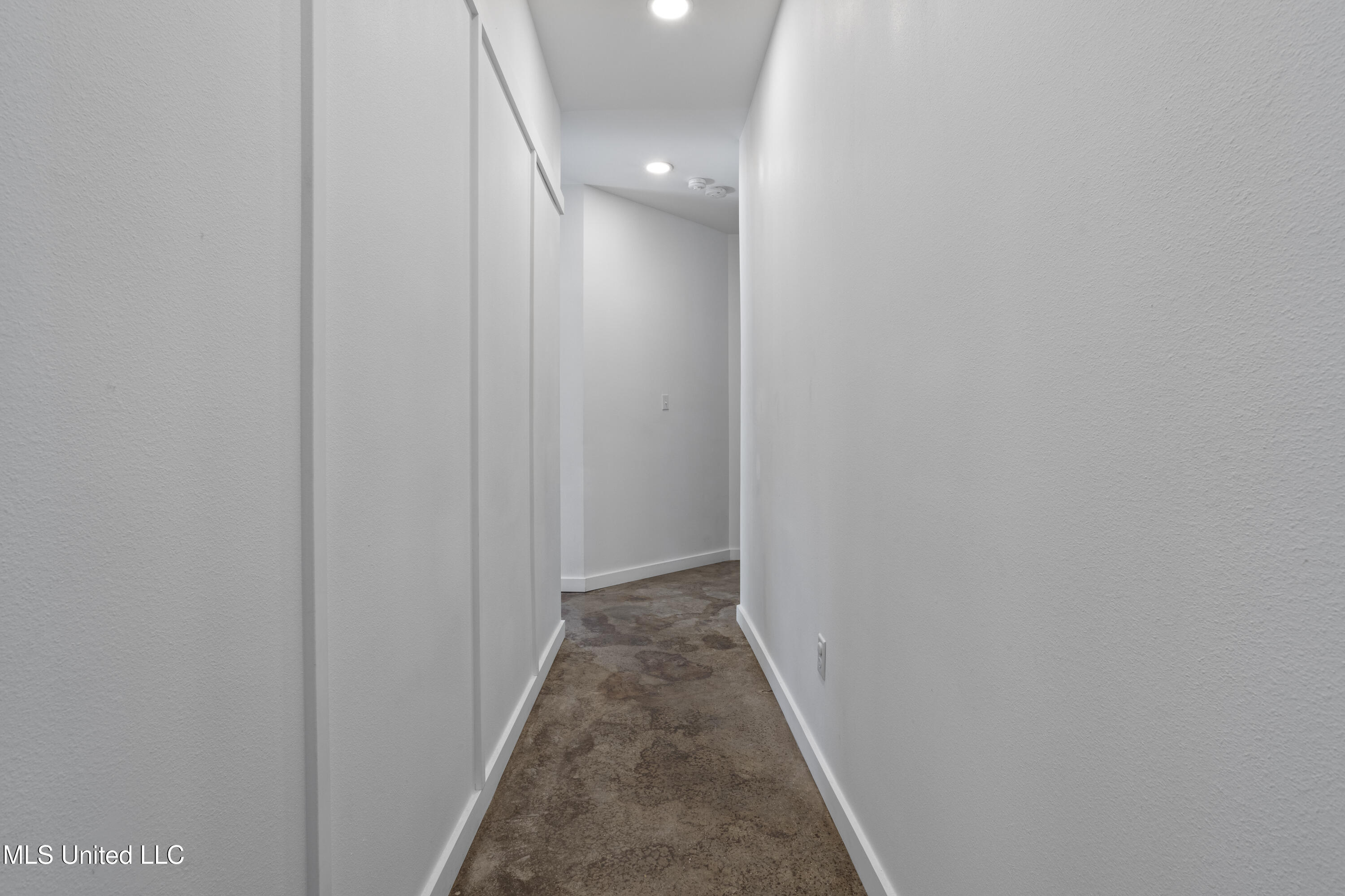 19085 East Highland Drive Saucier, MS 39574 - Photo 30 of 45 0028