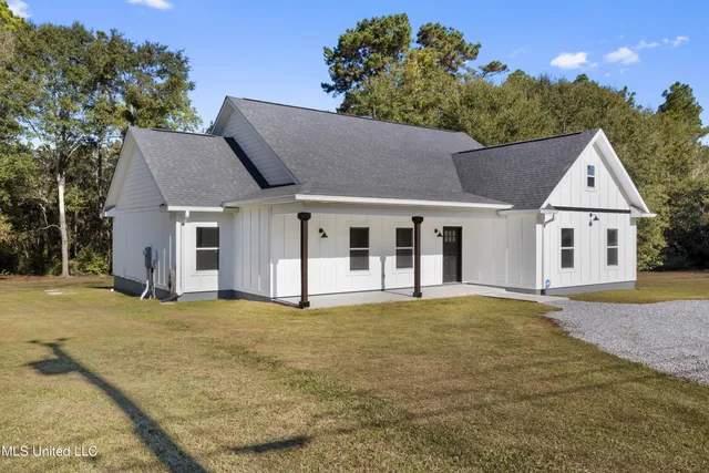 $399,900 | 19085 East Highland Drive, Saucier, MS 39574