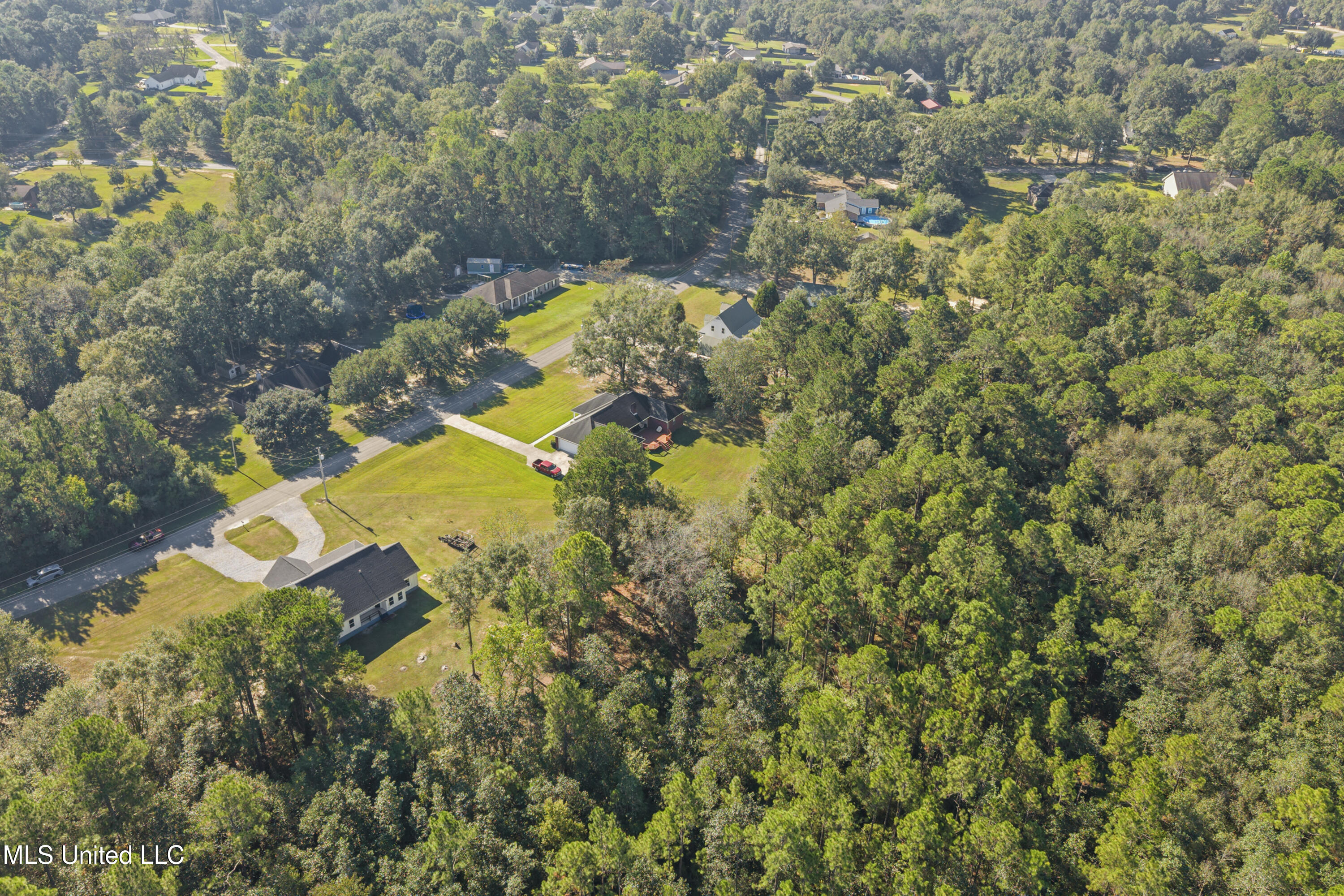 19085 East Highland Drive Saucier, MS 39574 - Photo 43 of 45 0041